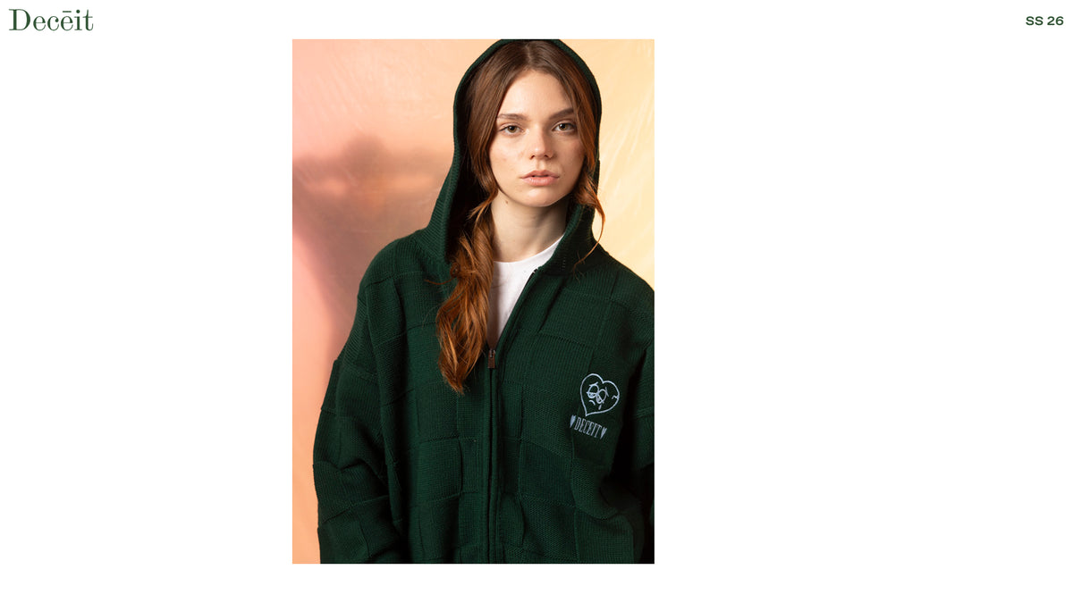 Lookbook Deceit